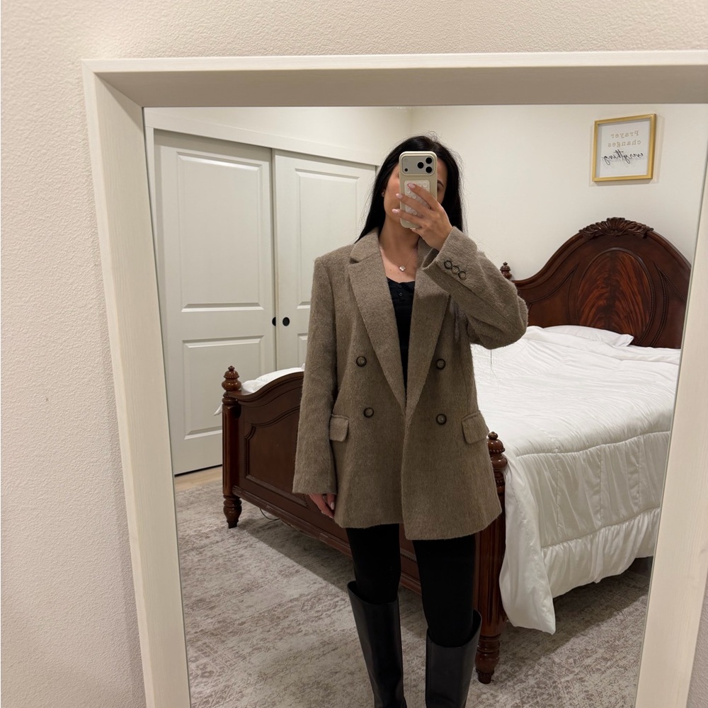 H&M Women's Brown Double-Breasted Blazer